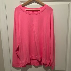 NWT Lou & Grey SignatureSoft Sweatshirt